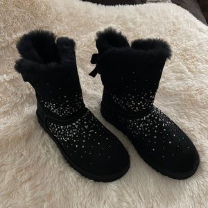 UGGs classic galaxy bling, short - women’s 8 black